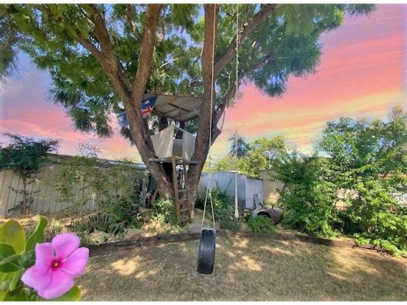 27 Dorney Street, Chinchilla QLD 4413