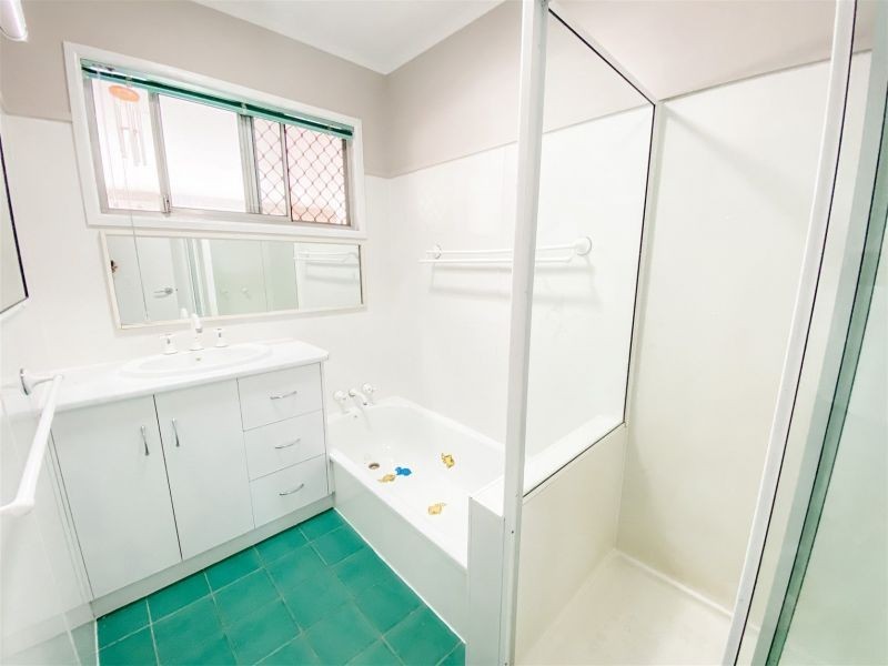 27 Dorney Street, Chinchilla QLD 4413