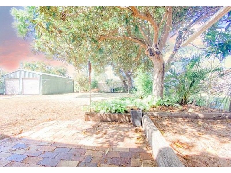 27 Dorney Street, Chinchilla QLD 4413