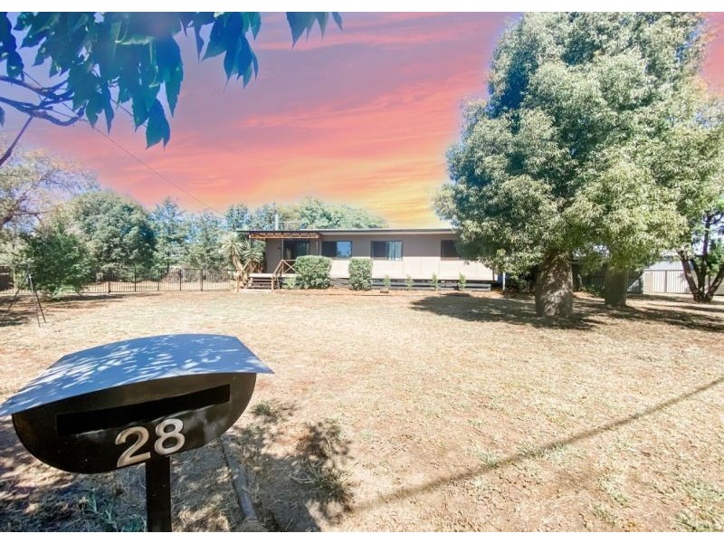 28 Blanchard Street, Chinchilla QLD 4413