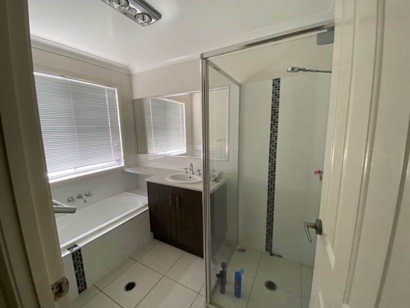 1 & 2/12 Lewis St, Chinchilla QLD 4413