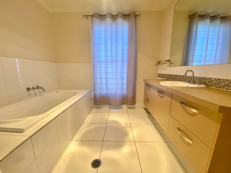 8 Frame Street, Chinchilla QLD 4413