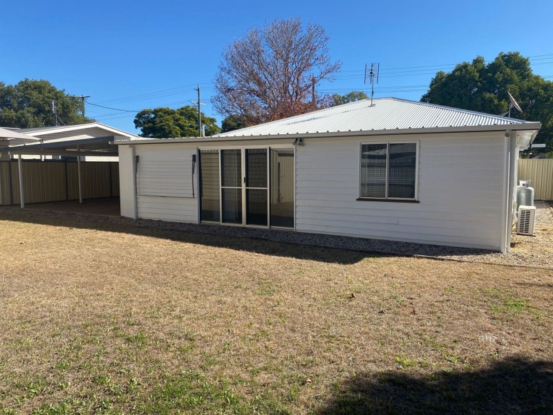 13 Windmill Rd, Chinchilla QLD 4413