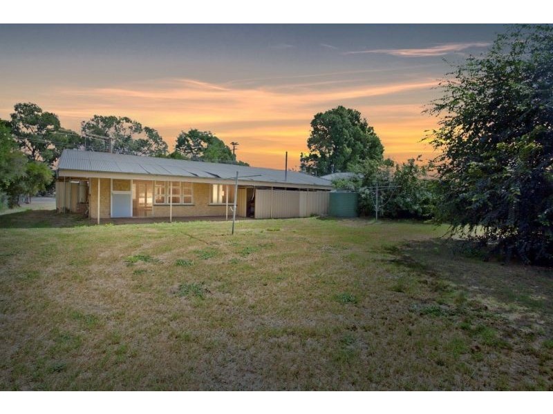 43 Windmill Road, Chinchilla QLD 4413