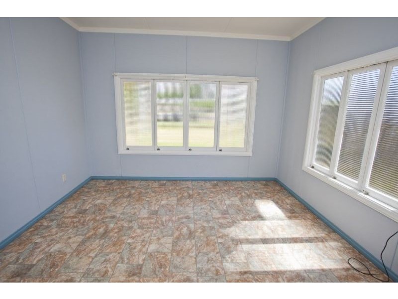 43 Windmill Road, Chinchilla QLD 4413