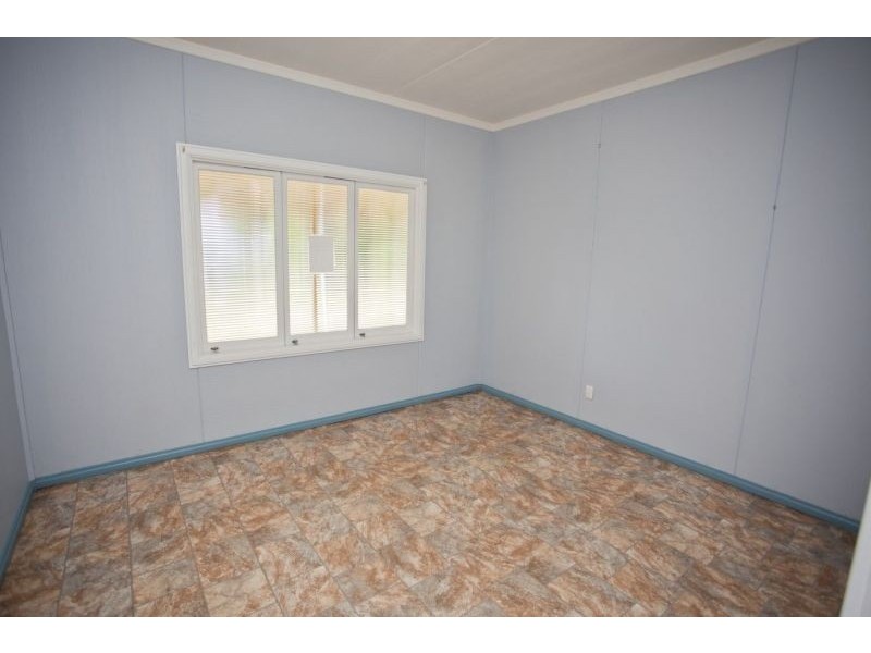 43 Windmill Road, Chinchilla QLD 4413