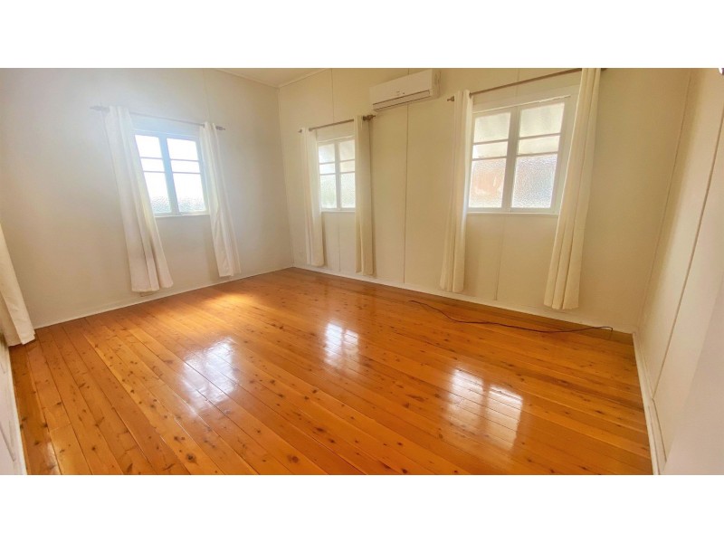 6 Heeney Street, Chinchilla QLD 4413