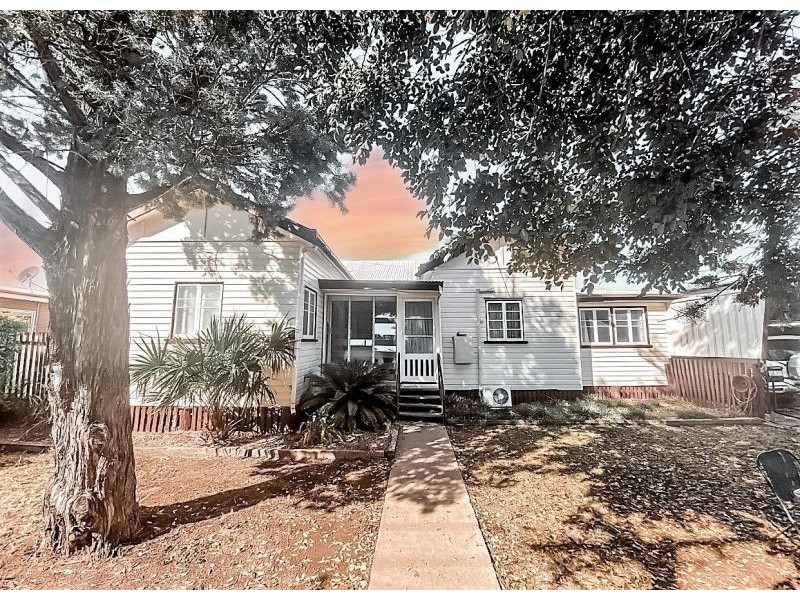 6 Heeney Street, Chinchilla QLD 4413