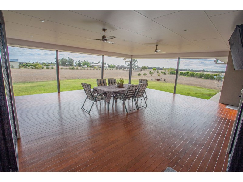 9 Marsden Court, Chinchilla QLD 4413