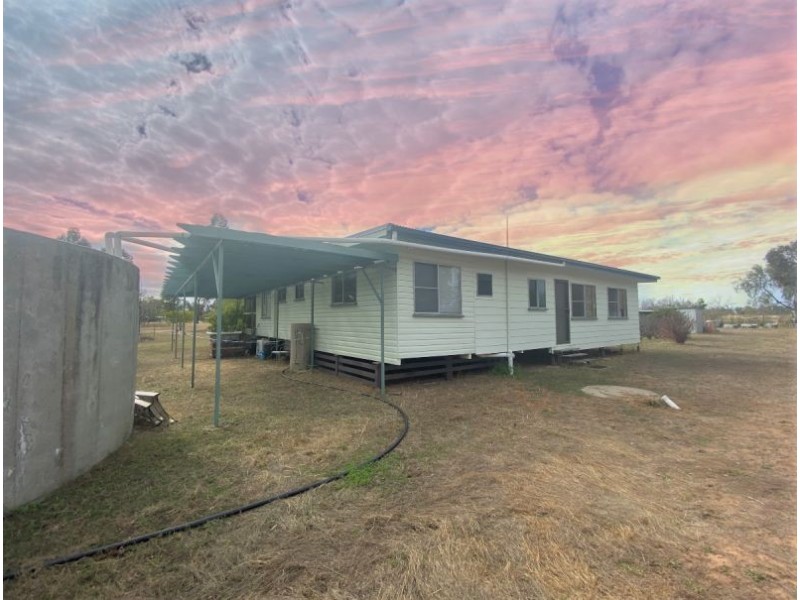 419 Chinchila Tara Road, Chinchilla QLD 4413