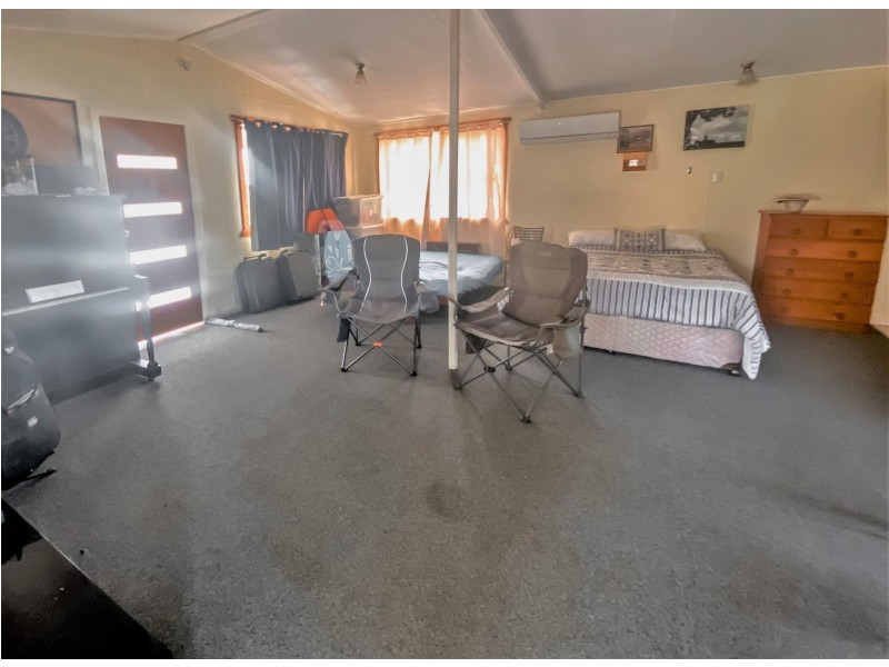 419 Chinchila Tara Road, Chinchilla QLD 4413