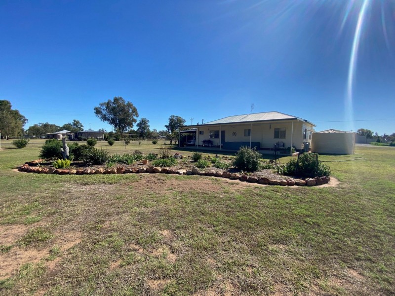 26 Wood St, Condamine QLD 4416