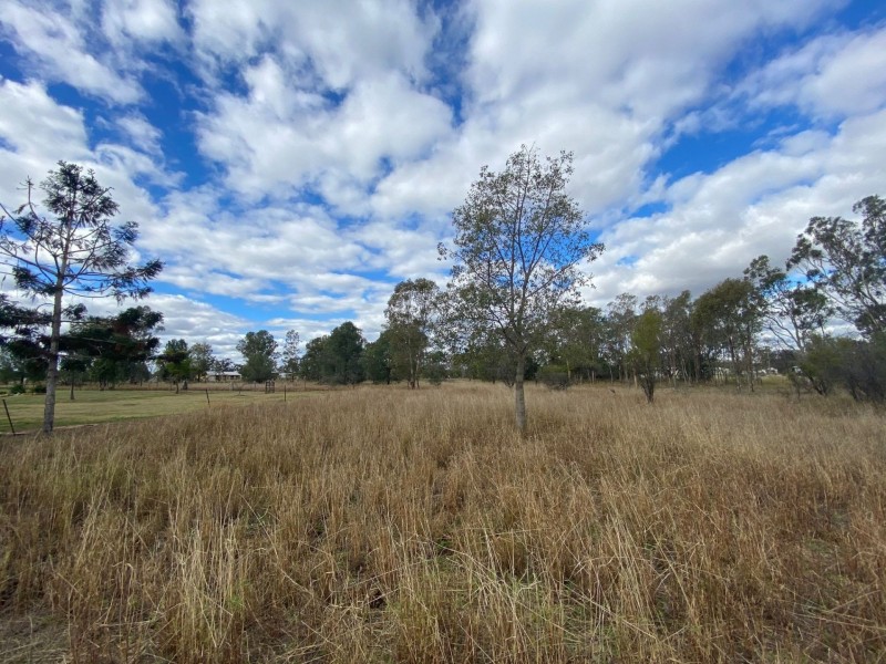 27 Wilson St, Condamine QLD 4416