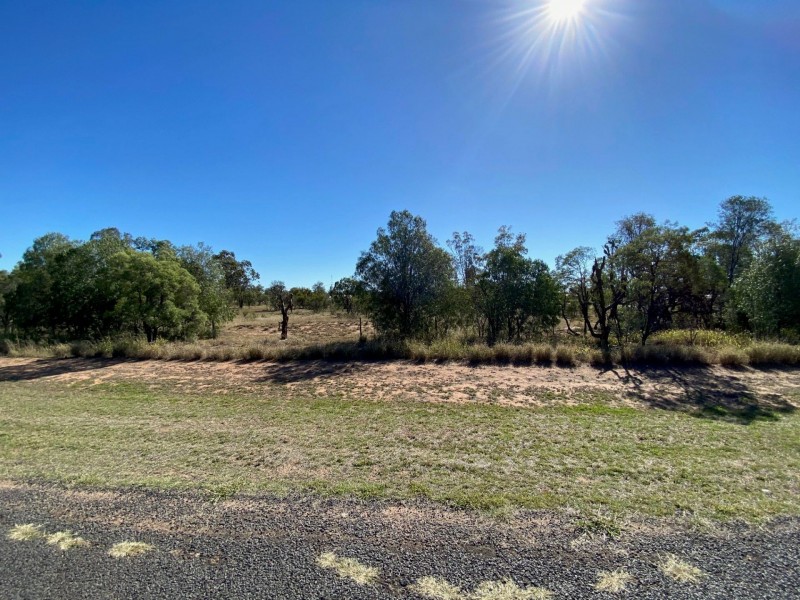 35 Wilson St, Condamine QLD 4416