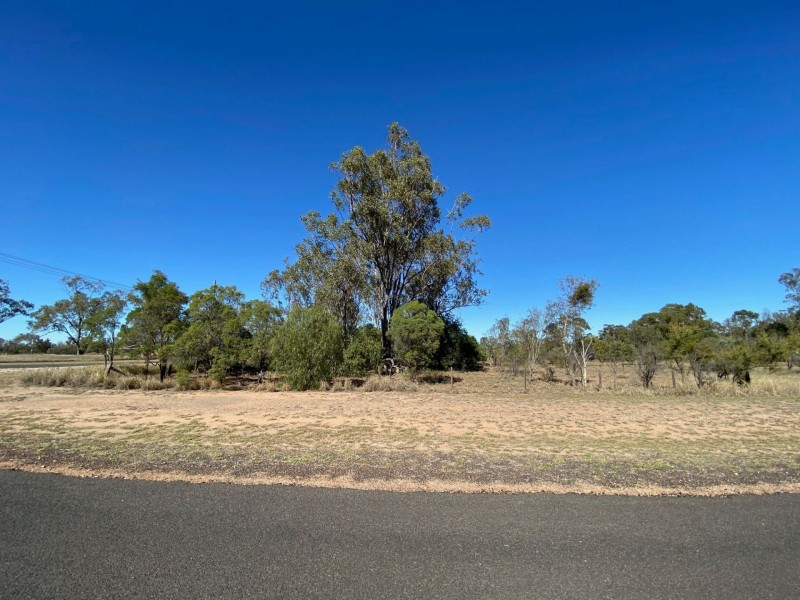 34 Wood St, Condamine QLD 4416