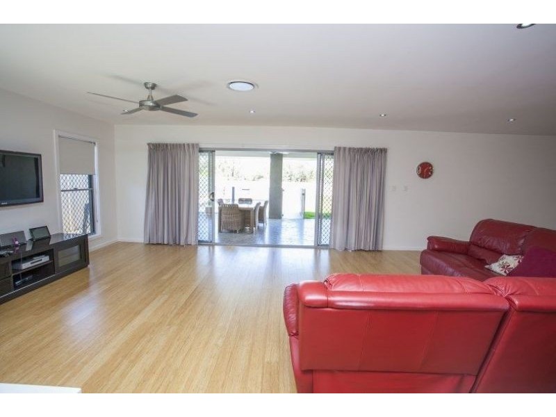 5 Parker Place, Chinchilla QLD 4413