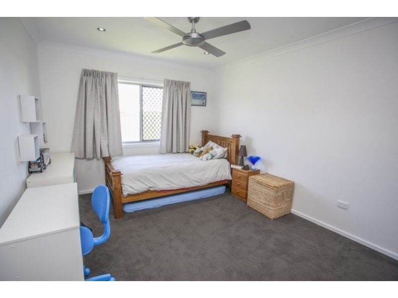 5 Parker Place, Chinchilla QLD 4413