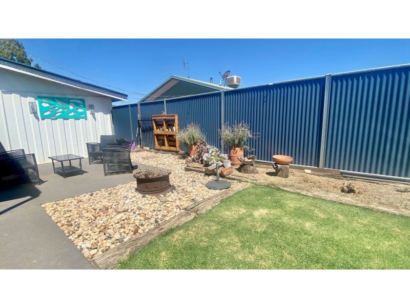 4 Nevell Street, Chinchilla QLD 4413