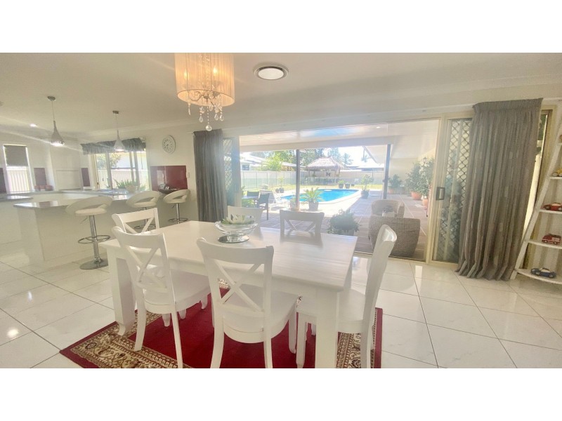 11 Holland Street, Chinchilla QLD 4413