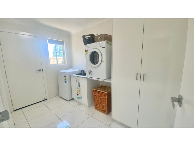 11 Holland Street, Chinchilla QLD 4413