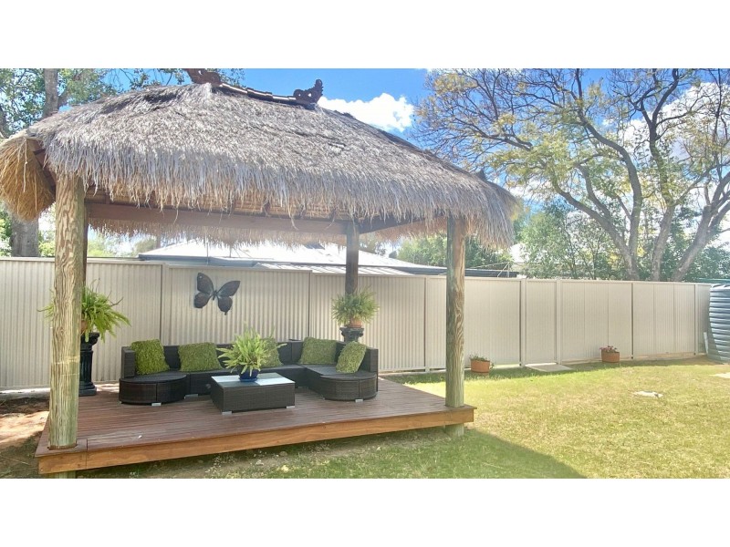 11 Holland Street, Chinchilla QLD 4413