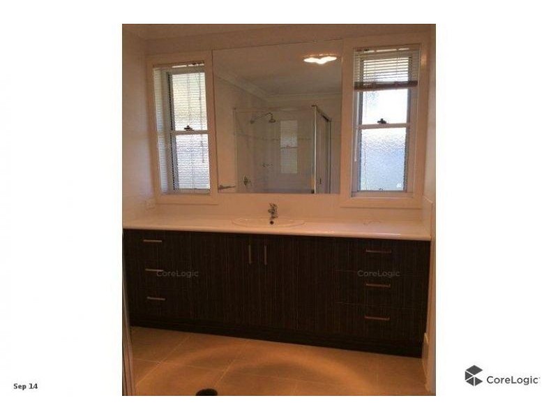 15 Sommerfeld Cres, Chinchilla QLD 4413