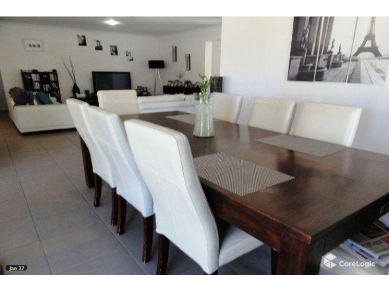 15 Sommerfeld Cres, Chinchilla QLD 4413