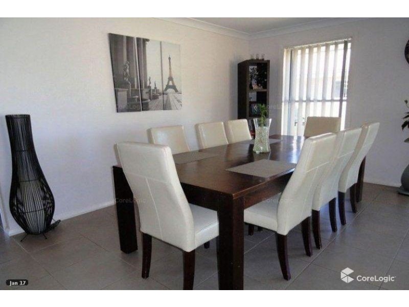 15 Sommerfeld Cres, Chinchilla QLD 4413