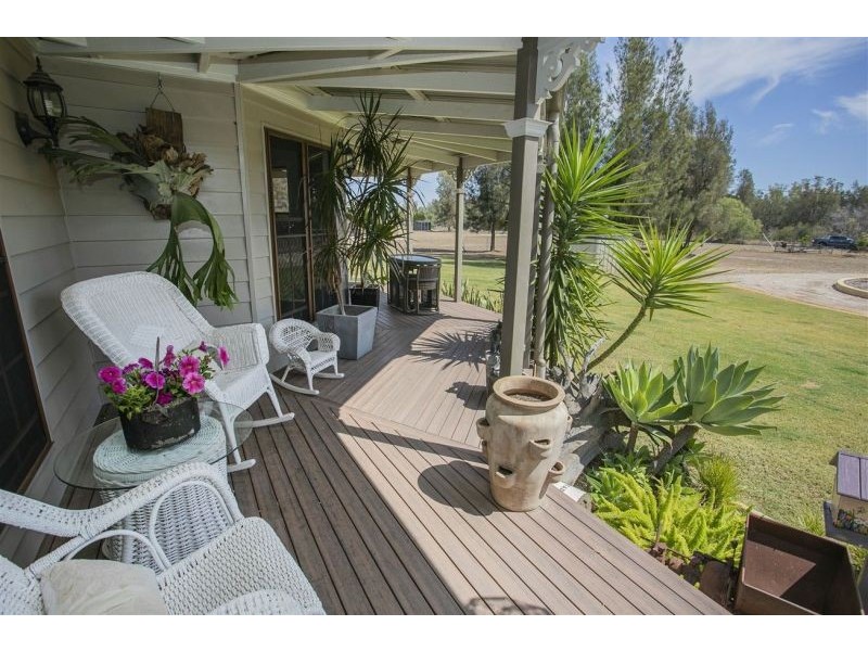 48 Bender Street, Chinchilla QLD 4413