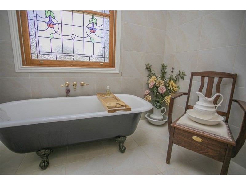 48 Bender Street, Chinchilla QLD 4413