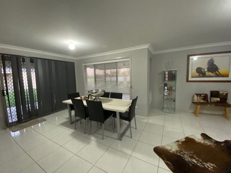 20 Bowen St, Condamine QLD 4416