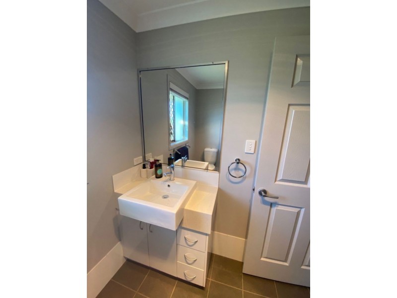 20 Bowen St, Condamine QLD 4416