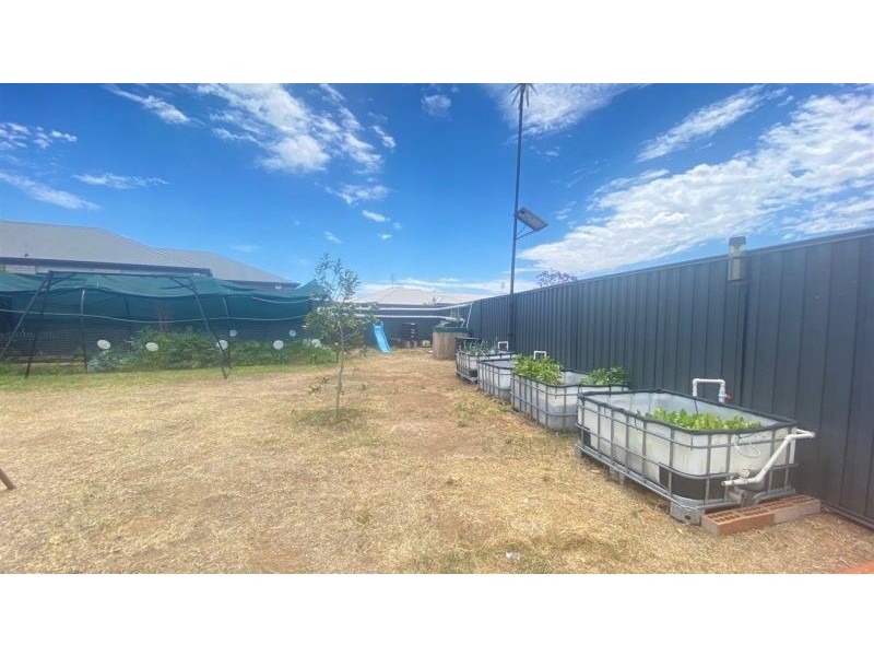 3-5 Wheildon Way, Chinchilla QLD 4413