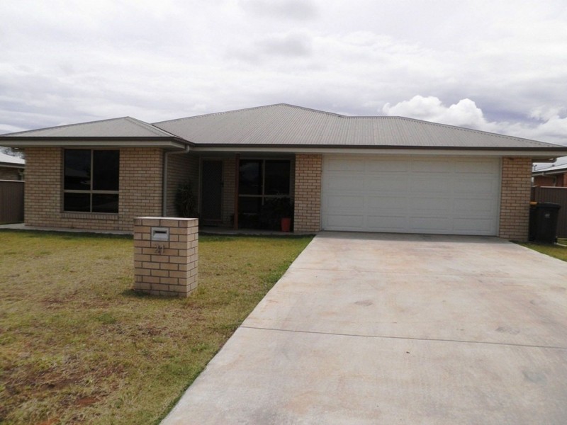 21 Sheridan St, Chinchilla QLD 4413