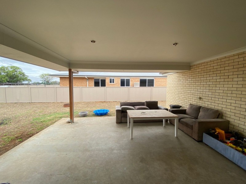 21 Sheridan St, Chinchilla QLD 4413