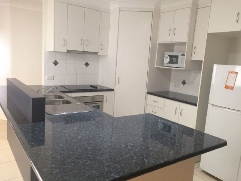 2/100 Zeller Street, Chinchilla QLD 4413