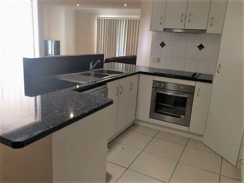 2/100 Zeller Street, Chinchilla QLD 4413