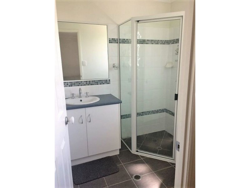 2/100 Zeller Street, Chinchilla QLD 4413