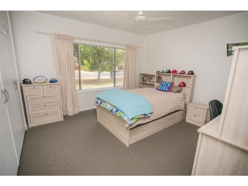 15 Wheeler Street, Chinchilla QLD 4413