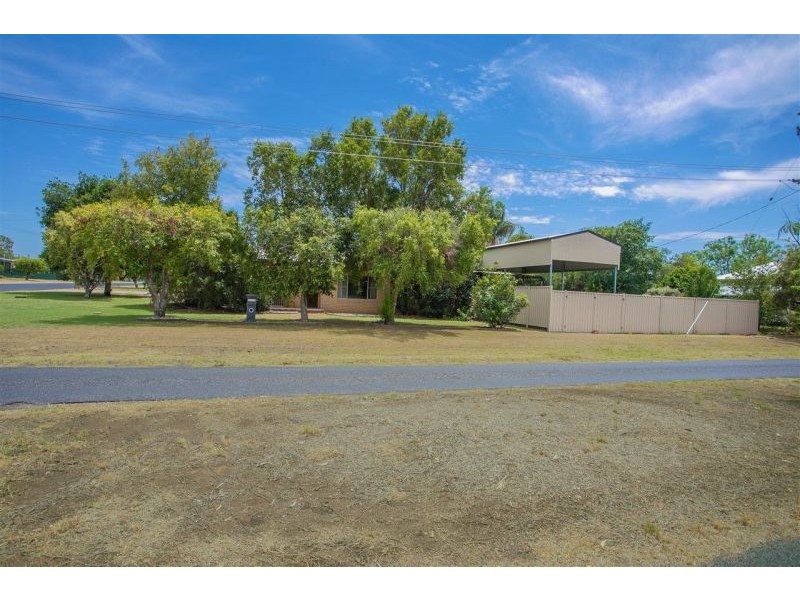 15 Wheeler Street, Chinchilla QLD 4413