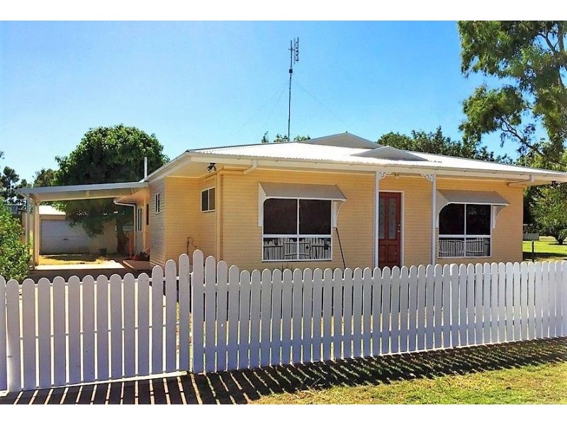 11 Nevell Street, Chinchilla QLD 4413