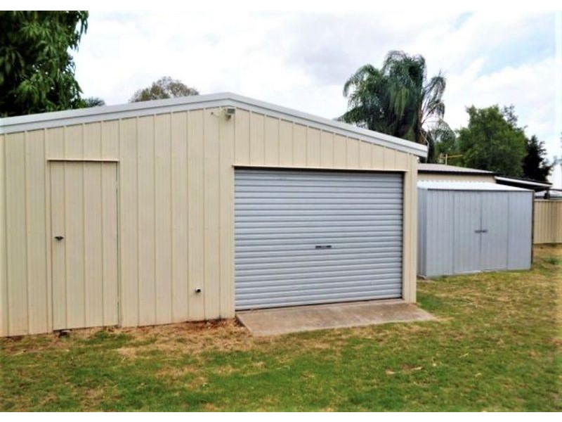 11 Nevell Street, Chinchilla QLD 4413