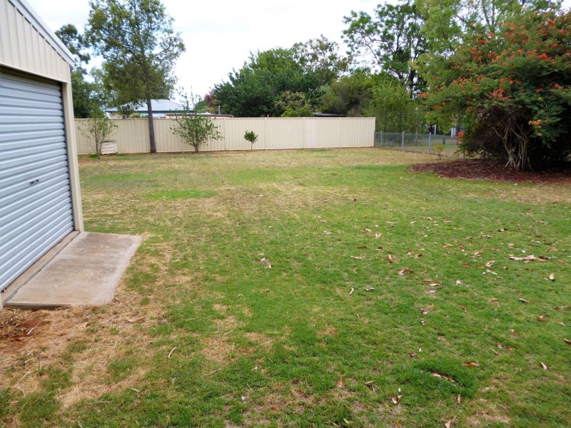 11 Nevell Street, Chinchilla QLD 4413