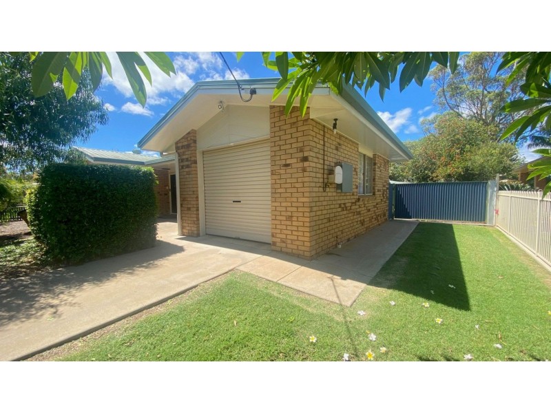 32 Fraser Street, Chinchilla QLD 4413