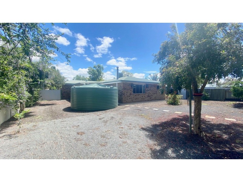 32 Fraser Street, Chinchilla QLD 4413