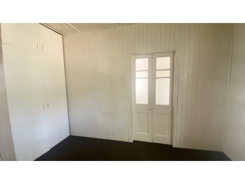 12 Helena Street, Chinchilla QLD 4413