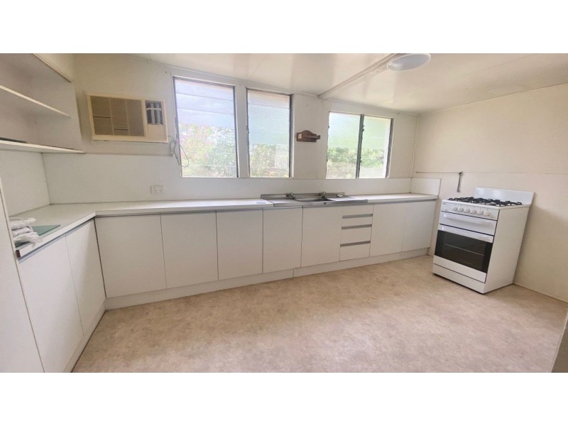 12 Helena Street, Chinchilla QLD 4413