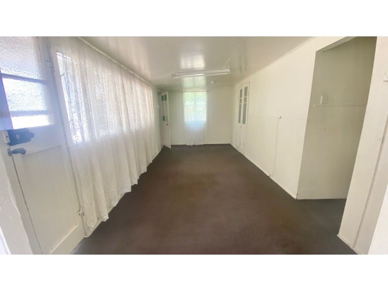 12 Helena Street, Chinchilla QLD 4413