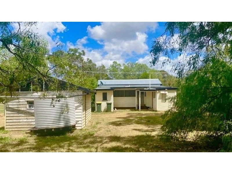 12 Helena Street, Chinchilla QLD 4413