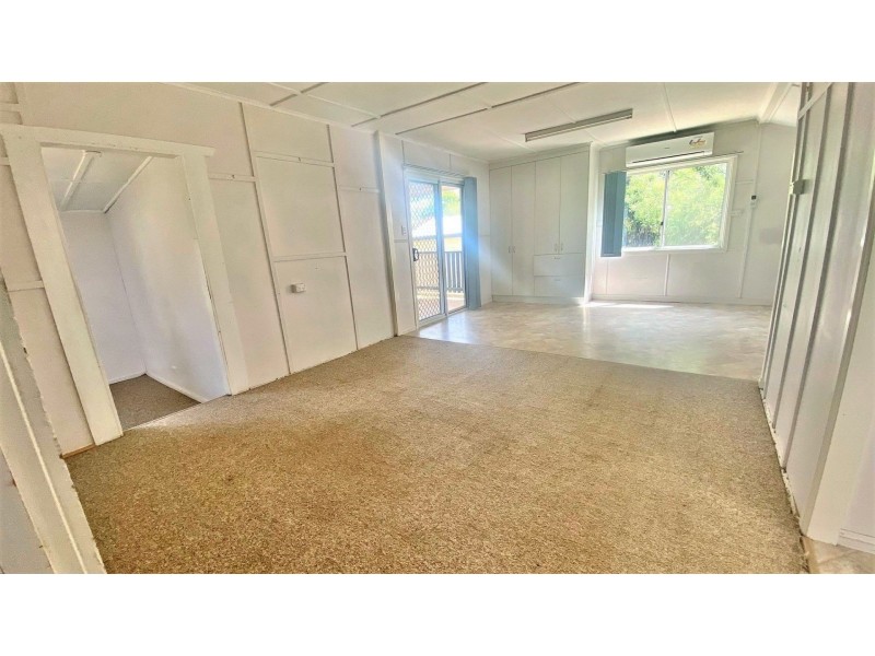 10 Helena Street, Chinchilla QLD 4413